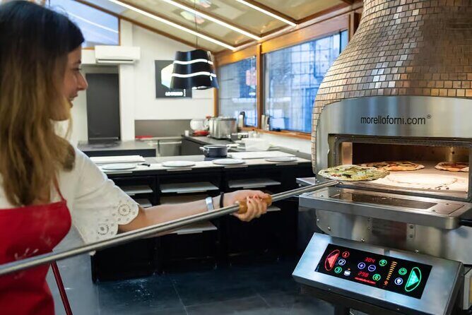 Traditional Roman Pizza Making Class with Wine - The Meeting Point and Schedule
