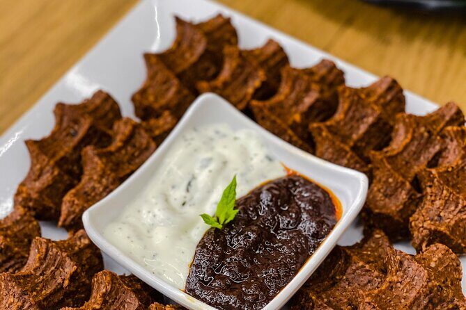 Traditional Tastes on a Private Istanbul Food and Culture Tour - Exploring Istanbul’s Flavors and Culture: A Detailed Look at the Private Food & Culture Tour