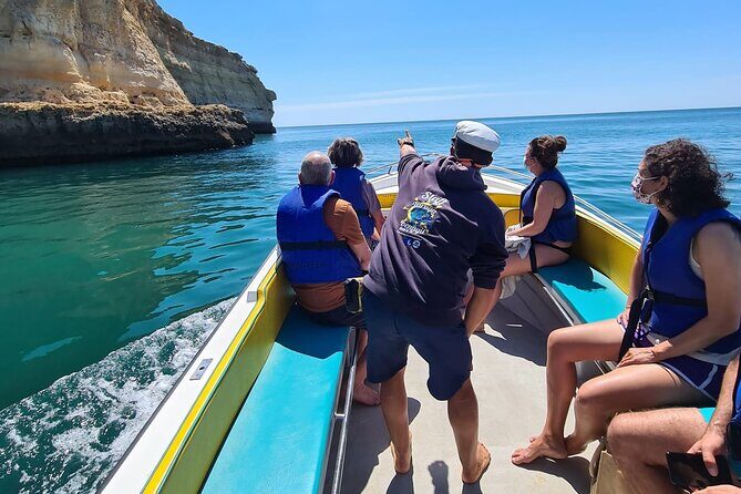 Traditional Tour - Benagil Cave - A Deep Dive into the Experience