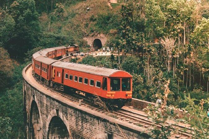 Train Tickets from Nanuoya (NuwaraEliya) to Ella - Highlights & Authentic Experiences