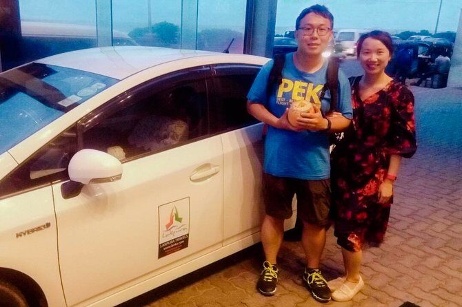 Transfer between Colombo Airport (CMB) and Jetwing Colombo Seven, Colombo - Why This Transfer Works for Different Types of Travelers