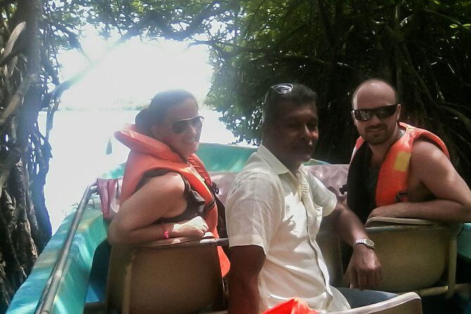 Transfer between Colombo Airport (CMB) and Sober Island Resort, Trincomalee - Key Points