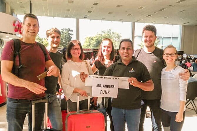 Transfer: Colombo Airport (CMB) and Movenpick Hotel, Colombo - A Closer Look at the Transfer Experience