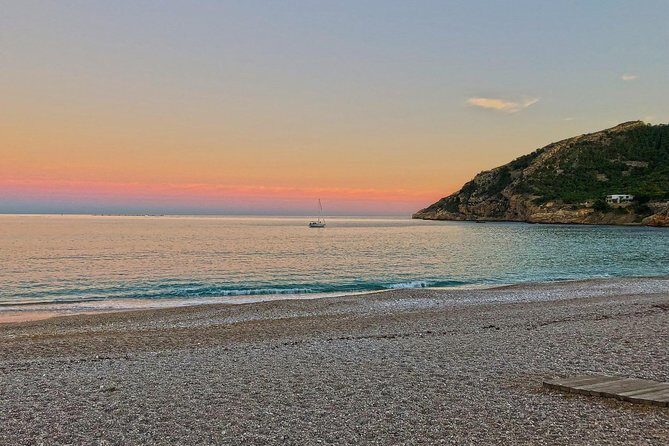 Transfer from Alicante airport to Albir in private Sedan car max. 3 passengers - FAQs