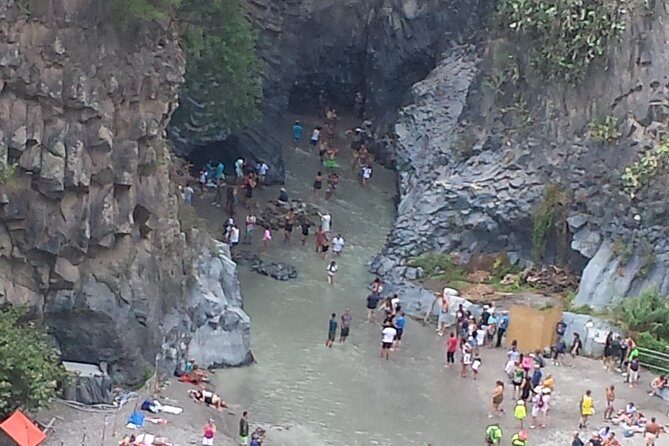 Transfer from and to Catania Airport Taormina Giardini Naxos Letojanni Mazzarò. - Who Will Love This Transfer Service?