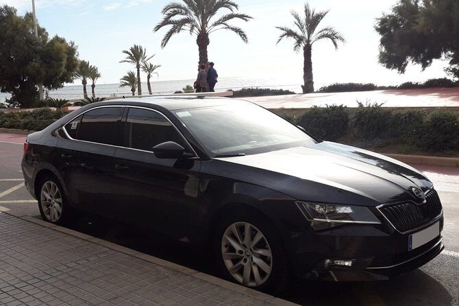 Transfer from Calpe to Alicante airport in private Sedan car max. 3 passengers - Key Points