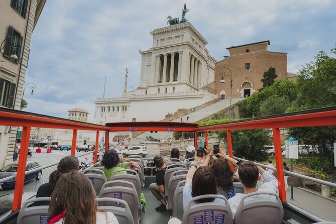 Transfer from Civitavecchia by train with Rome HopOnHopOff Option - FAQ