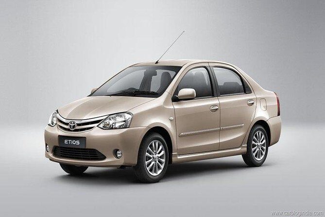 Transfer from Delhi Airport to Agra Hotel - Key Points