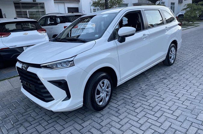 Transfer from International Airport to Tequila Jalisco - Authentic Experiences En Route