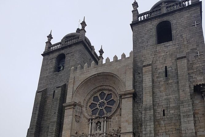 Transfer from Lisbon to Porto - Key Points