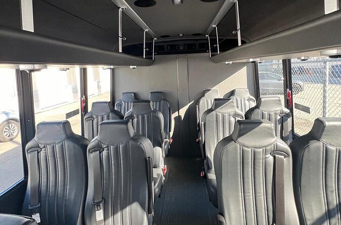 Transfer from Pearson Airport to Toronto by 24 Passenger Bus - The Sum Up