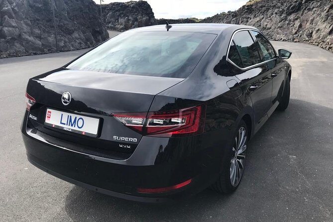 Transfer from Reykjavik - Private airport transfer to KEF Airport - The Sum Up