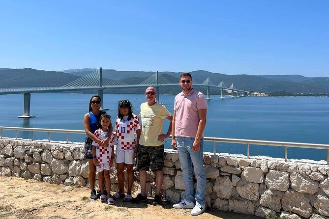 Transfer from Split to Dubrovnik with Stop at the Oyster Farm - An In-Depth Look at the Split to Dubrovnik Transfer with a Twist