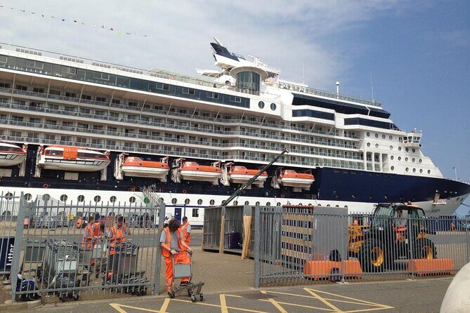 Transfer London to Southampton Cruise Terminal (extra luggage) - An In-Depth Look at the Transfer Experience