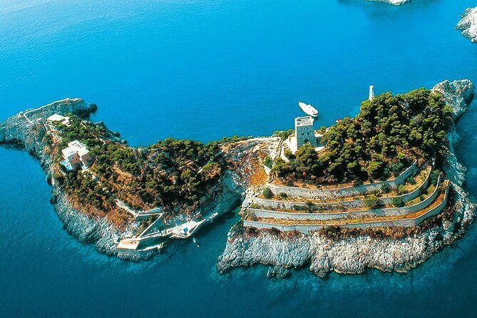 Transfer Naples Positano or vice versa - An In-Depth Look at the Transfer Experience