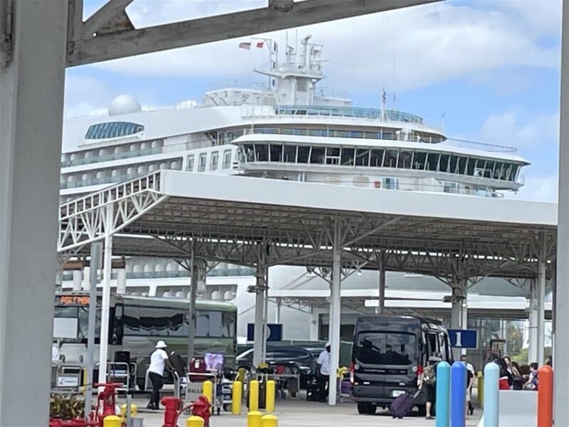 Transfer Service Miami Port to Miami Airport - What to Expect from the Transfer Service