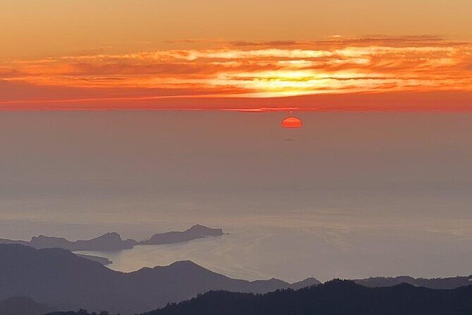 Transfer Sunrise Self-Guided Hike Pico do Arieiro - Who is This Experience Best For?