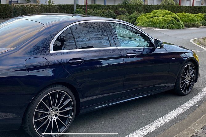 Transfer to Barajas Airport from Madrid - Who is This Transfer Best For?