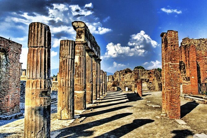 Transfer to Positano with a 2-hour stop in Pompeii - The Experience: A Closer Look at the Journey from Naples to Positano