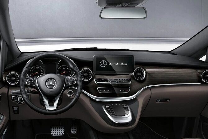 TRANSFERS PRIVAT from Naples to Positano - The Value of Private Transportation