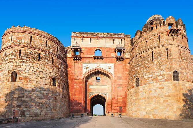 Transit Tour - Best of Old Delhi's Attractions & Food on a guided 4 hours tour - Authenticity and the Review Insights