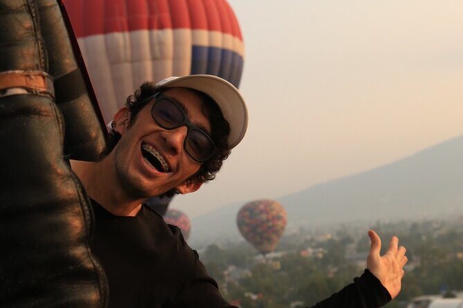 Travel by Hot Air Balloon, Teotihuacán Pyramids and Lunch - Cost and Value