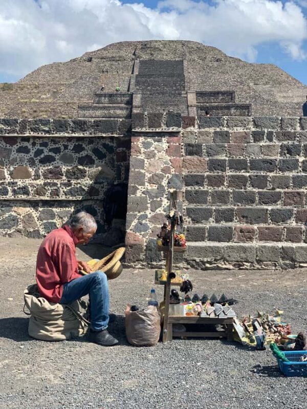 Travel through Teotihuacan, the Basilica, and enjoy a Mezcal tasting. - Exploring Mexico’s Hidden Gems: A Personal Touch on Teotihuacan, the Basilica, and Mezcal