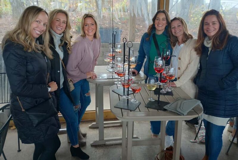 Traverse City: 2Day Old Mission Leelanau Peninsula Wine Tour - Transportation and Group Size