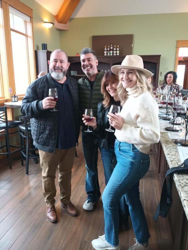 Traverse City: 2Day Old Mission Leelanau Peninsula Wine Tour - Authenticity and Unique Experiences