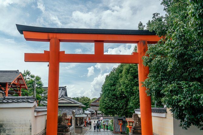 Treasures of Kyoto: Geishas & Traditions Private Tour - Key Points