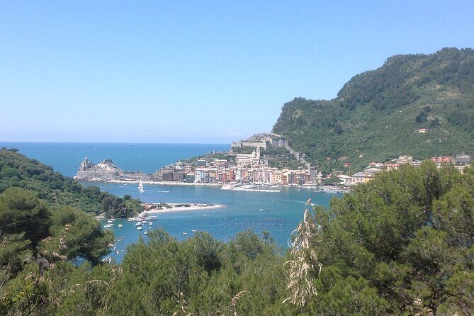 Trekking an Island of Palmaria - What the Reviews Tell Us