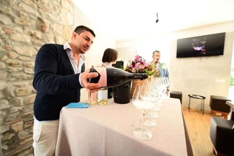 Trentinara Wine Tasting and Walking Tour - Key Points