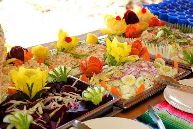 Trip to Chichen Itza with Buffet Breakfast and Saamal cenote - Frequently Asked Questions