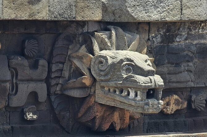 Trip to the Pyramids of Teotihuacan for private groups or family. - An In-Depth Look at the Teotihuacan Experience
