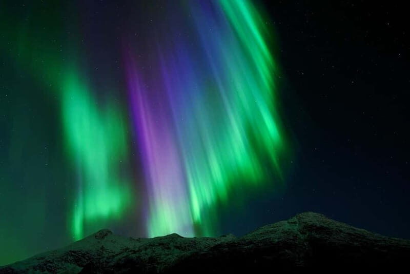 Tromsø: Northern Lights Tour with Free Professional Photos - Key Points
