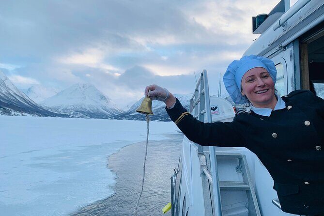 Tromsø: Polar Fjord & Fishing Cruise with Lunch included - An In-Depth Look at the Tromsø Fjord & Fishing Cruise