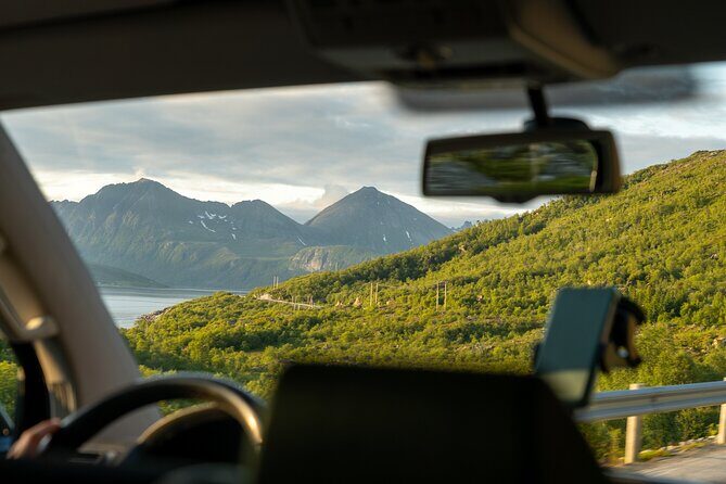 Tromsø Private Airport-Hotel Transfer Service up to 13 guests - Key Points