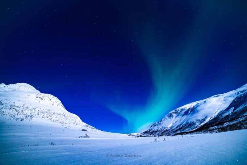 Tromsø: Private Northern Lights Minibus Tour with Photos - Who Should Consider This Tour?