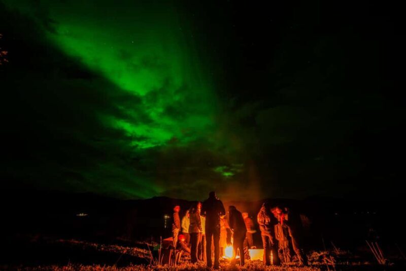 Tromsø: Private Northern Lights Minibus Tour with Photos - The Sum Up