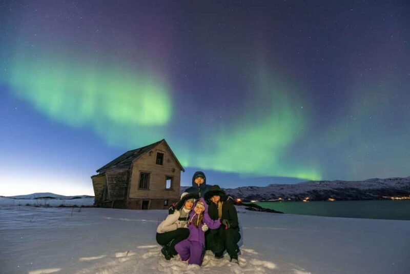 Tromsø: Small-Group Northern Lights Tour with Photographer - The Starting Point and Transportation