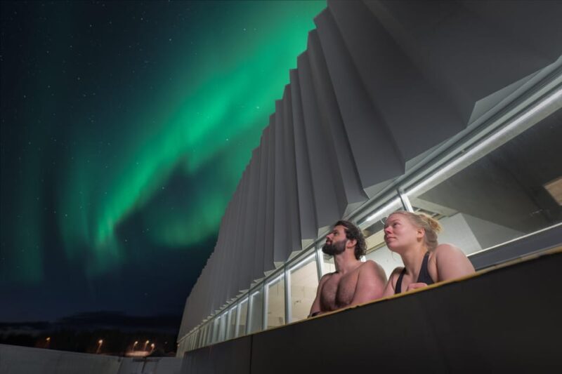 Tromsø: Spa/Pool with Bath, Sauna and Outdoor Heated Pool - Key Points