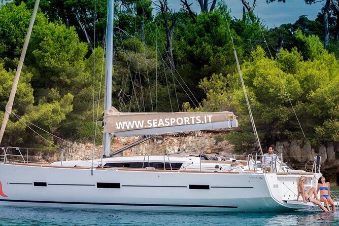 Tropea, Exclusive tour 15-meter Sailing Boat - 4h with Aperitif - The Practical Side: What Makes It Stand Out