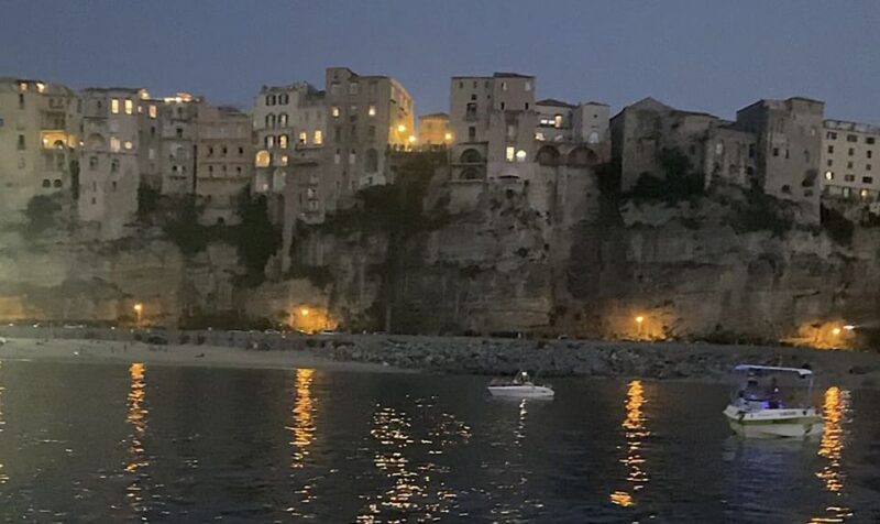 Tropea: Sunset Boat Tour to Capo Vaticano with Aperitif - Key Points