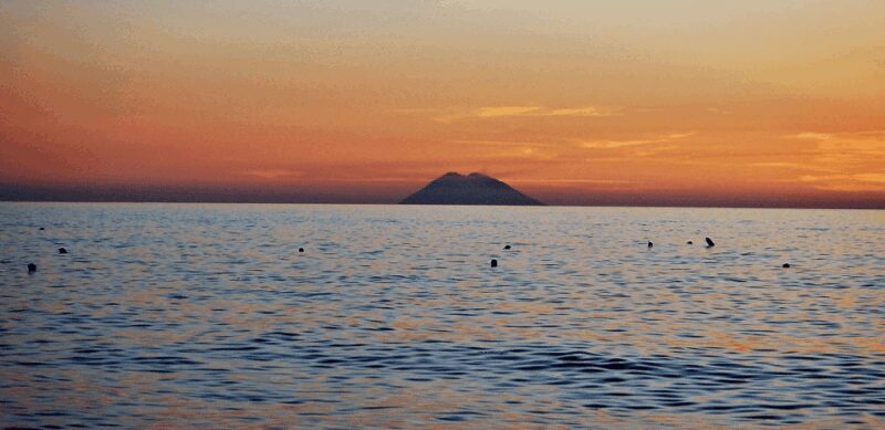 Tropea: Sunset Costa degli Dei Boat Tour with Swimming - Introduction: A Scenic Sunset Adventure