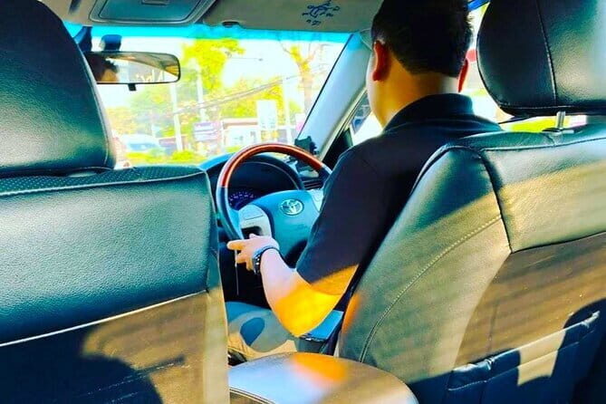 Try find your better than us! Airport transfer service in Denpasar HTL-APT(DPS) - A Detailed Look at the Transfer Experience