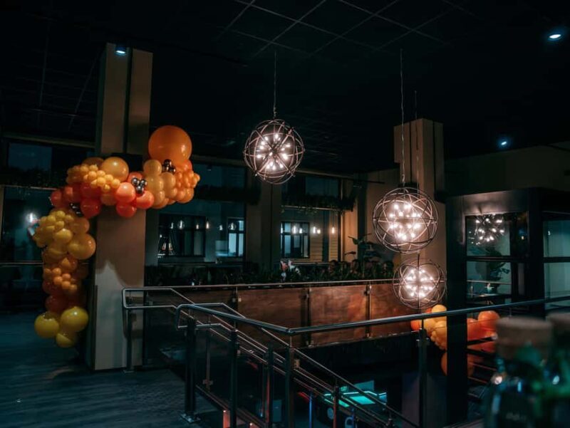 Try Street-curling in Top Bergen Activity Bar! - A Detailed Look at the Experience