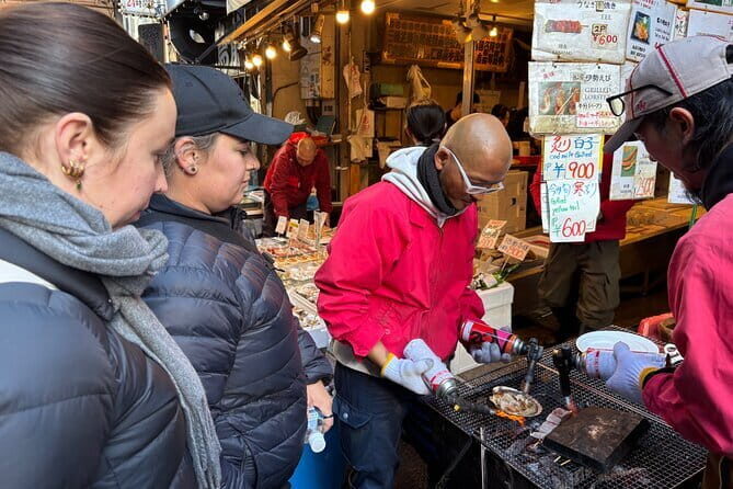 Tsukiji Fish Market Private Food Tour in Tokyo - Exploring the Tsukiji Fish Market Private Food Tour in Tokyo