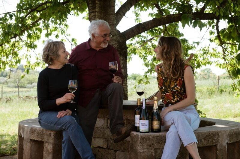 Tufaio Winery: winery tour and tasting with the producer - Key Points