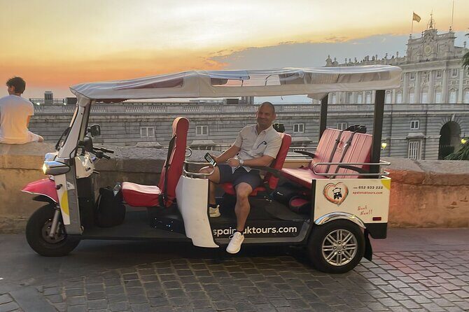 Tuk tuk guided tour in Madrid 3 hours - An In-Depth Look at the Madrid Tuk Tuk Tour