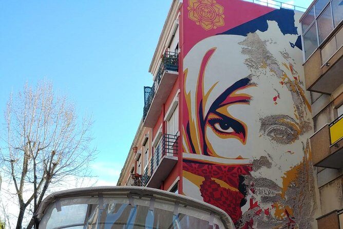 Tuk Tuk Lisbon: Exploring Urban Art 2H or 3H - Who This Tour Is Perfect For